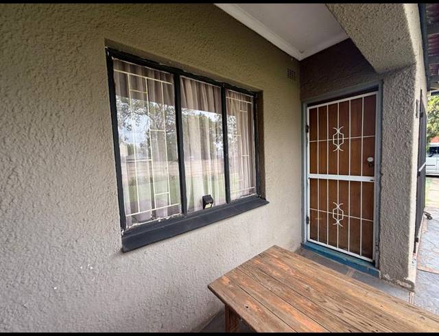 3 BEDROOM HOUSE FOR SALE IN VANDERBIJLPARK CW 3
